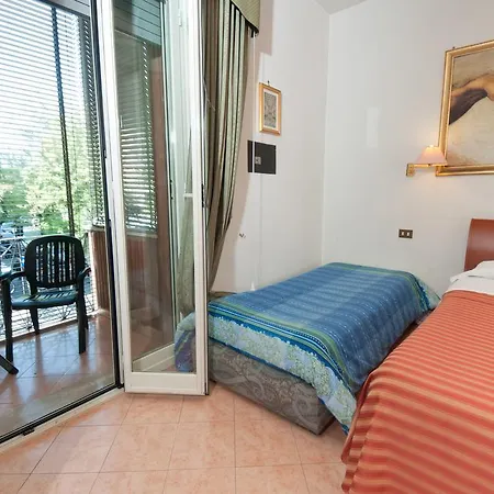 Oliveri Viale Marconi Rom